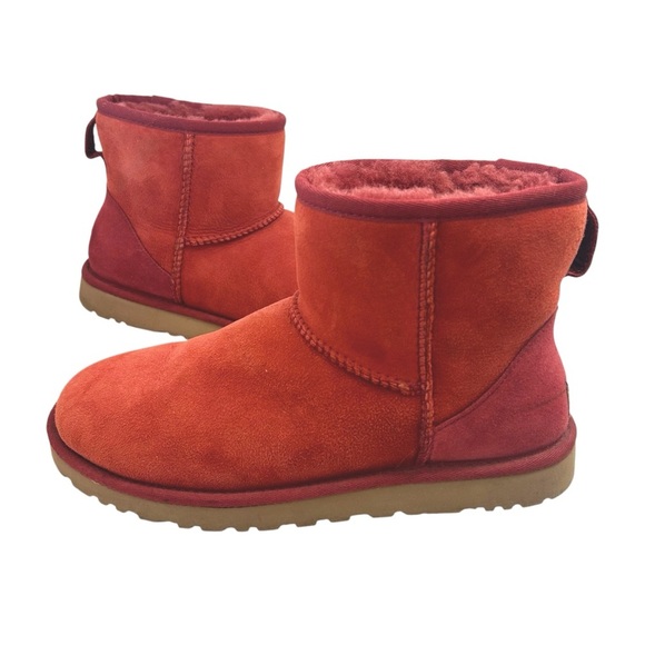 UGG Women's Classic Mini 5854 Suede Ankle Boots Rare Color Rust Maroon Size 8 - Picture 1 of 10